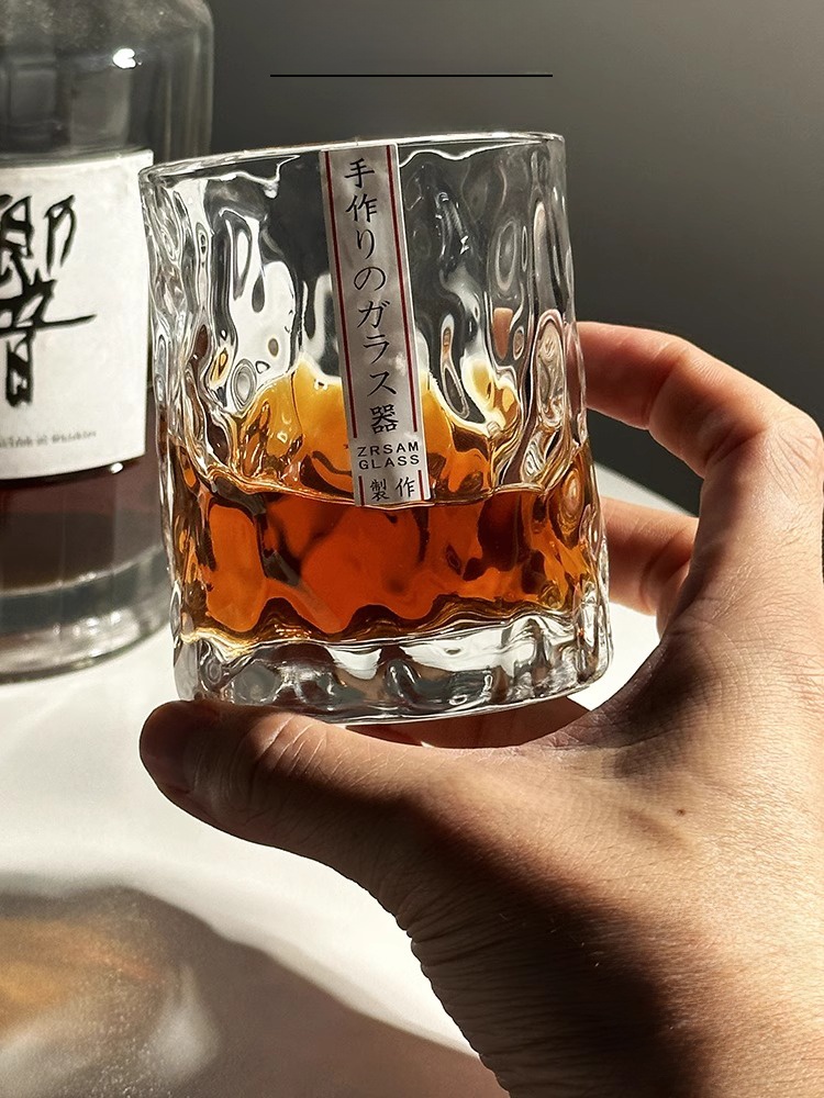 Vaso de Vidrio Vietnamita Hech - Wine Whiskey Beer reseña y precio
